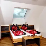Weingut Pugl منزل للإقامة *