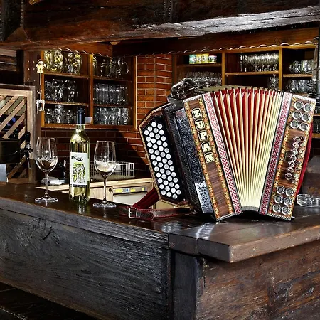 Weingut Pugl 民宿 莱布尼茨